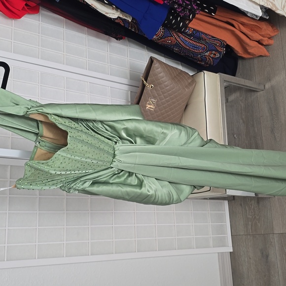 #75.NWT Miss Circle sage green Off Shoulder crystal corset - Picture 8 of 11